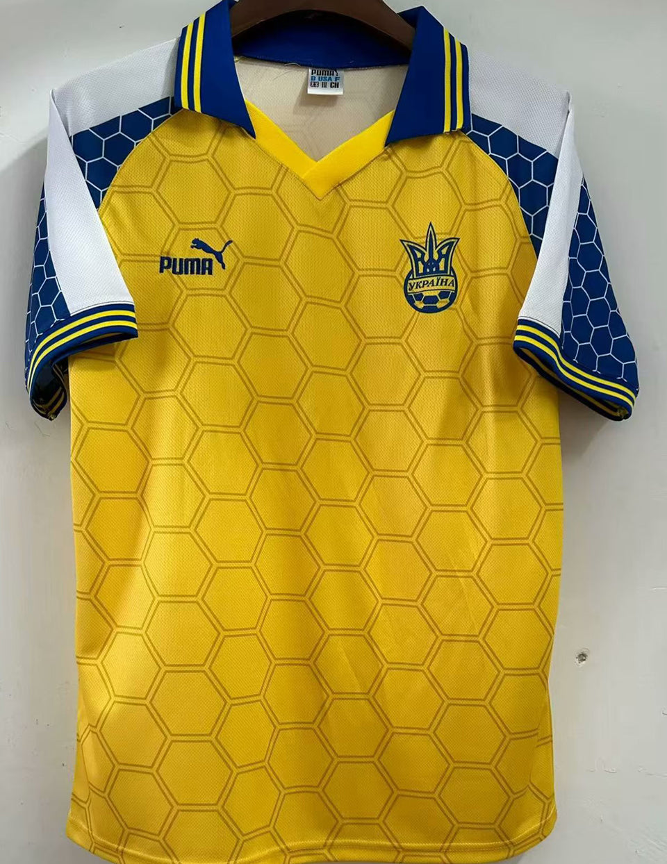 Maillot Ukraine Domicile Rétro