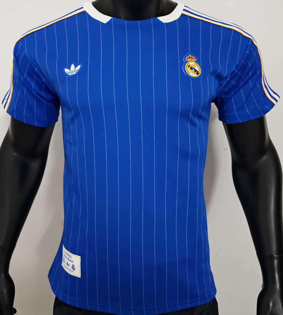 Maillot Real Madrid Rétro (Version Joueur)