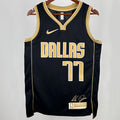 Maillot Mavericks Dončić 77 2025