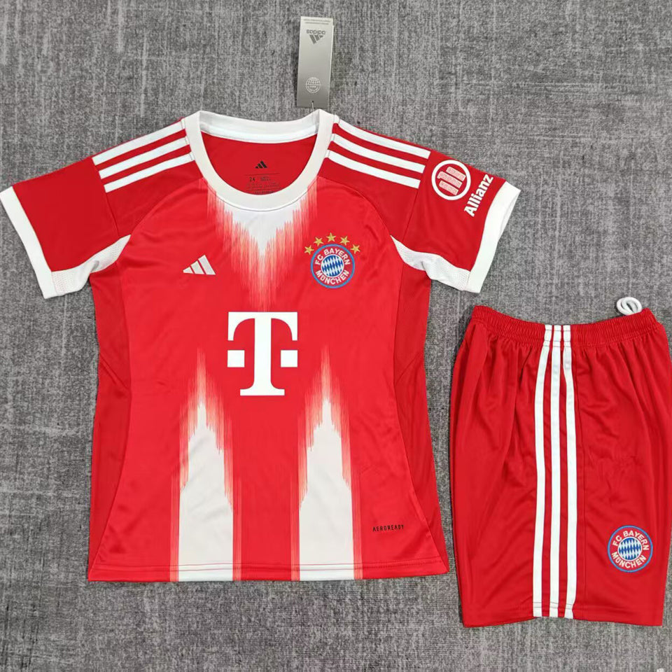 Maillot Bayern Munich Domicile 2025/26 Enfant