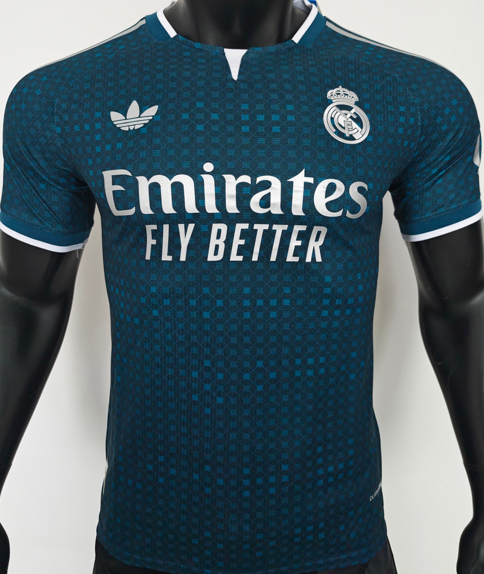 Maillot Real Madrid Extérieur 2026/27 (Version Joueur)
