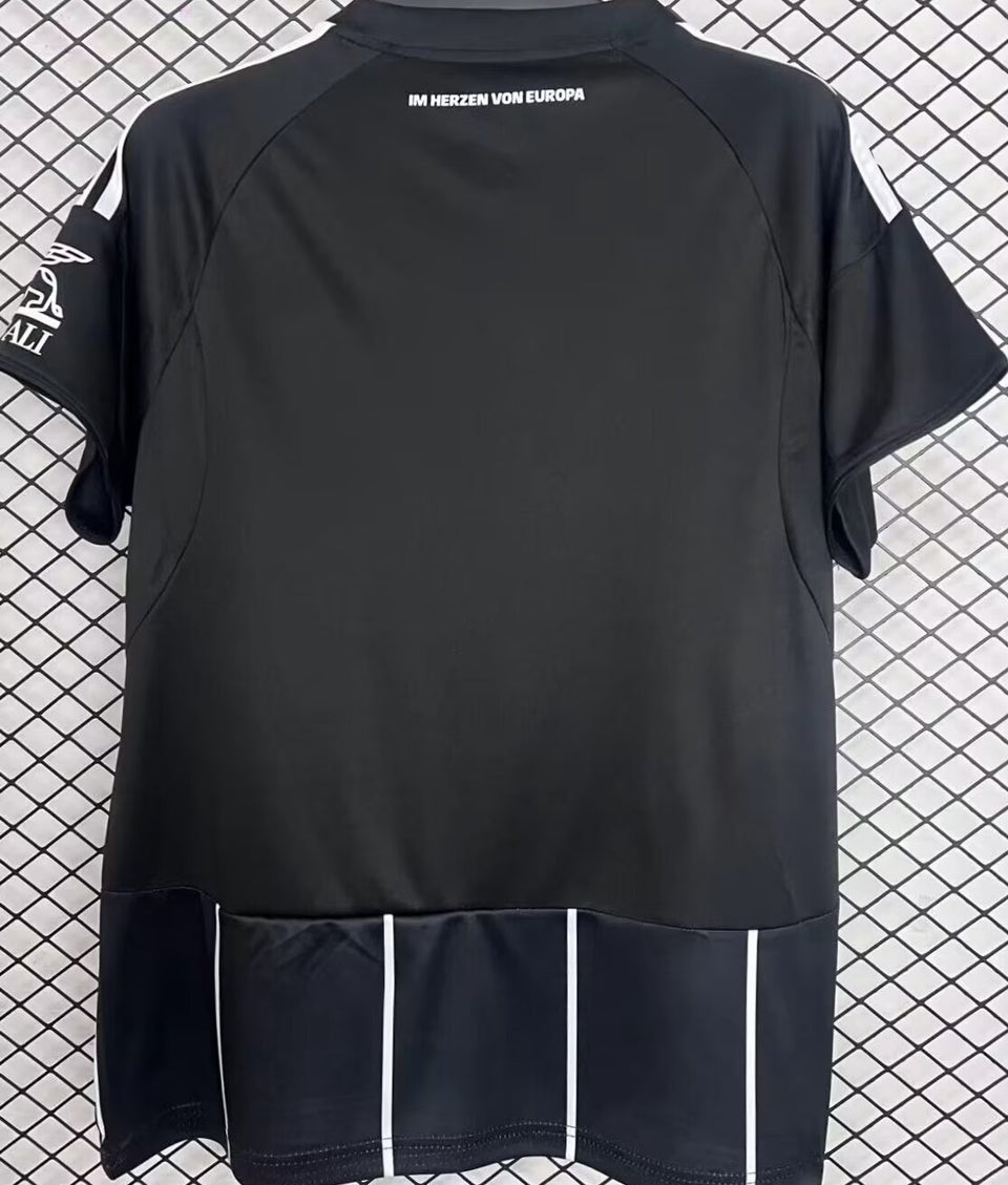 Maillot Frankfurt Ucl 2025/26