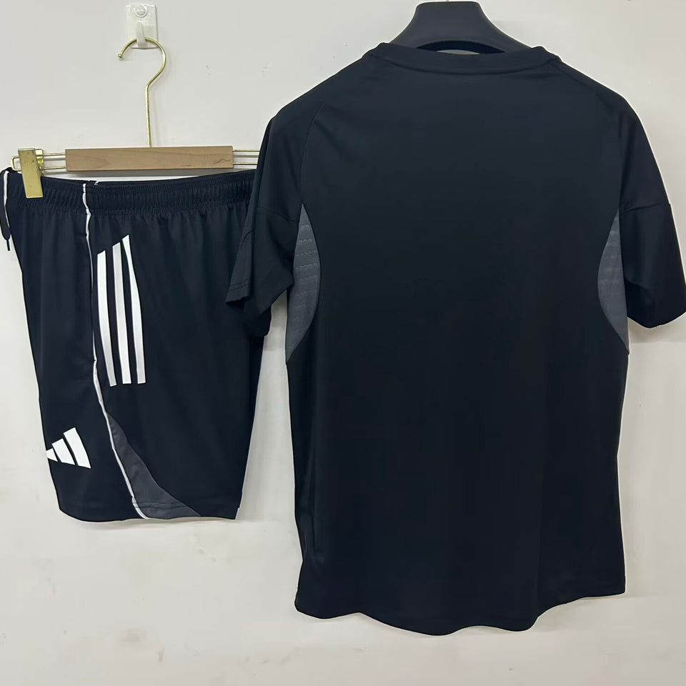 Maillot Frankfurt 2026