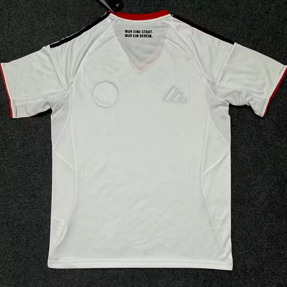 Maillot Frankfurt Extérieur 2025/26
