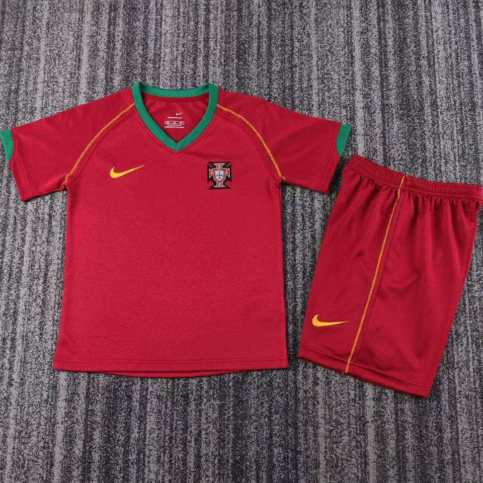 Maillot Portugal Domicile Rétro 2006 Enfant