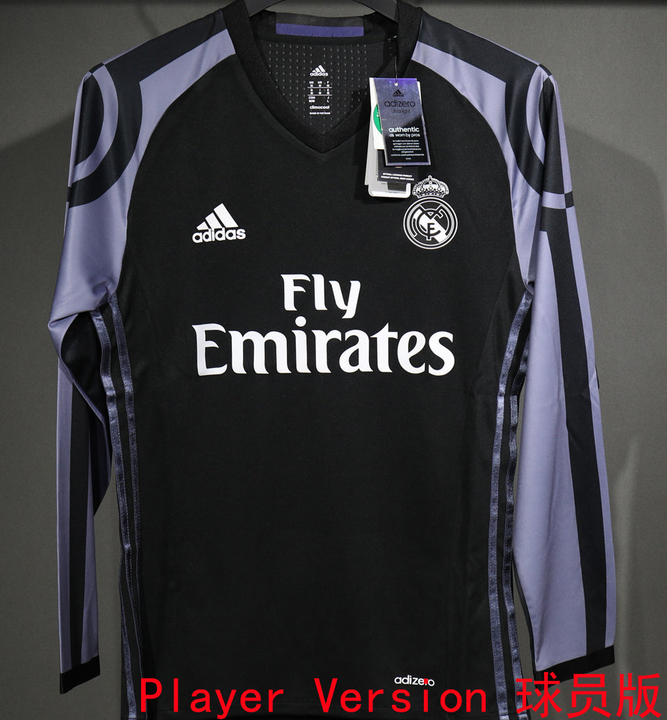 Maillot Real Madrid Manches Longues Rétro 2016/17 (Version Joueur)
