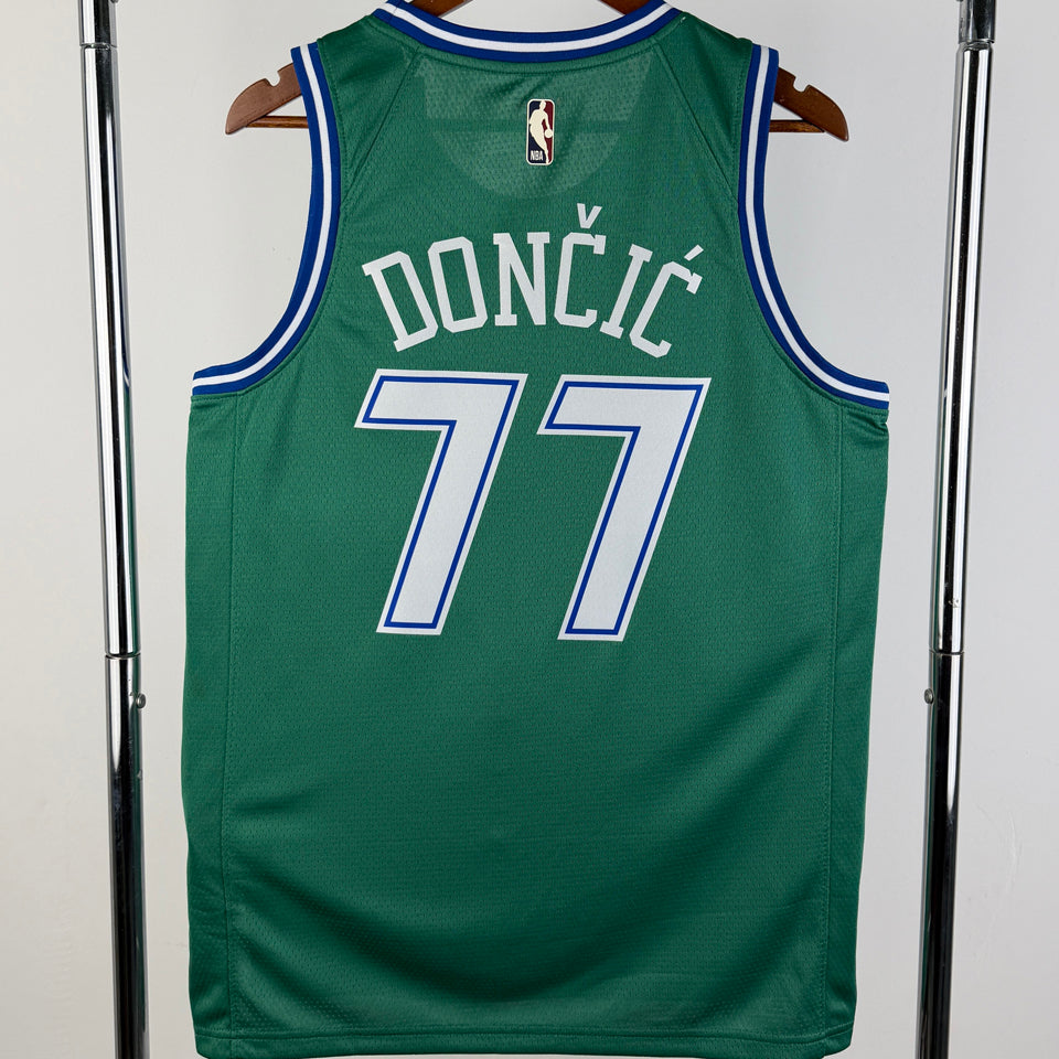 Maillot Mavericks Doncic #77 Rétro