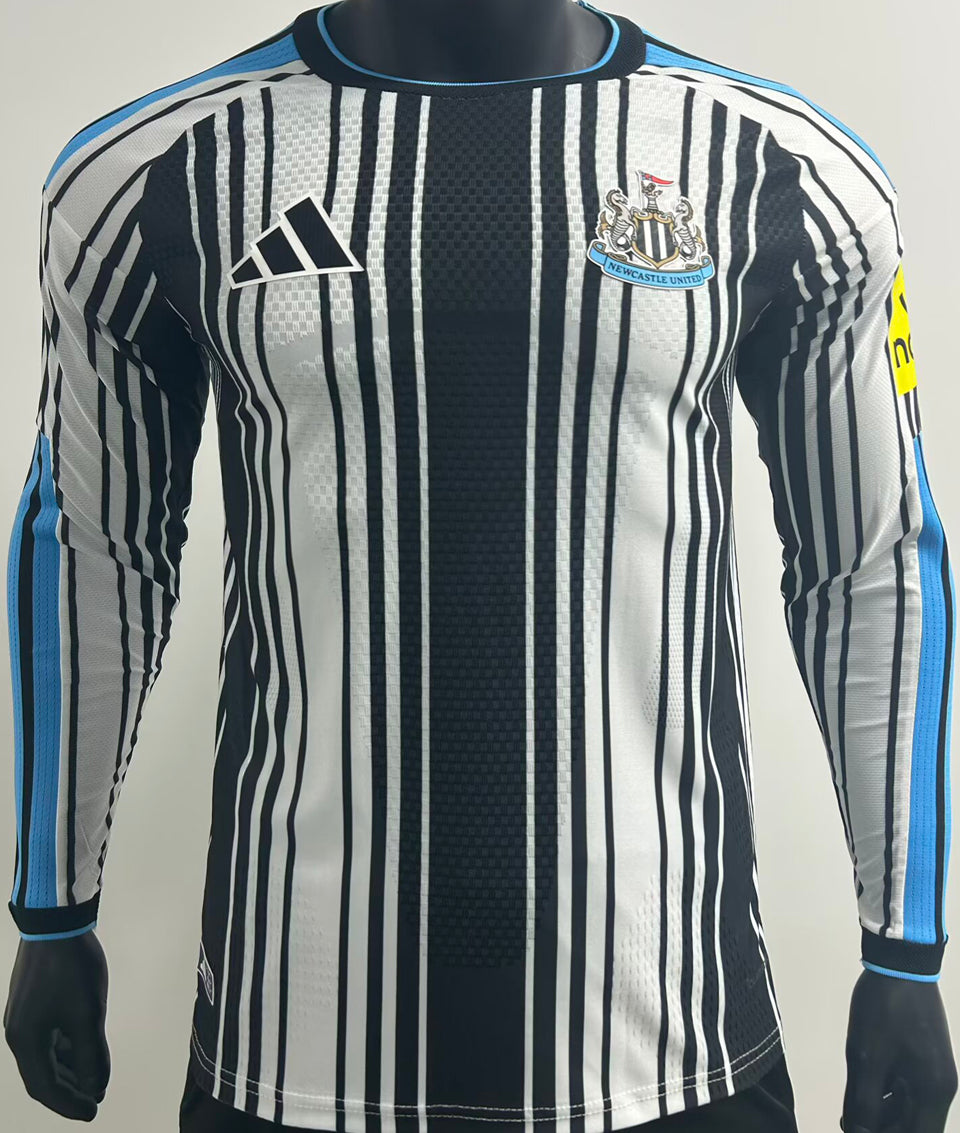 Maillot Newcastle Domicile Manches Longues 2026/27 (Version Joueur)