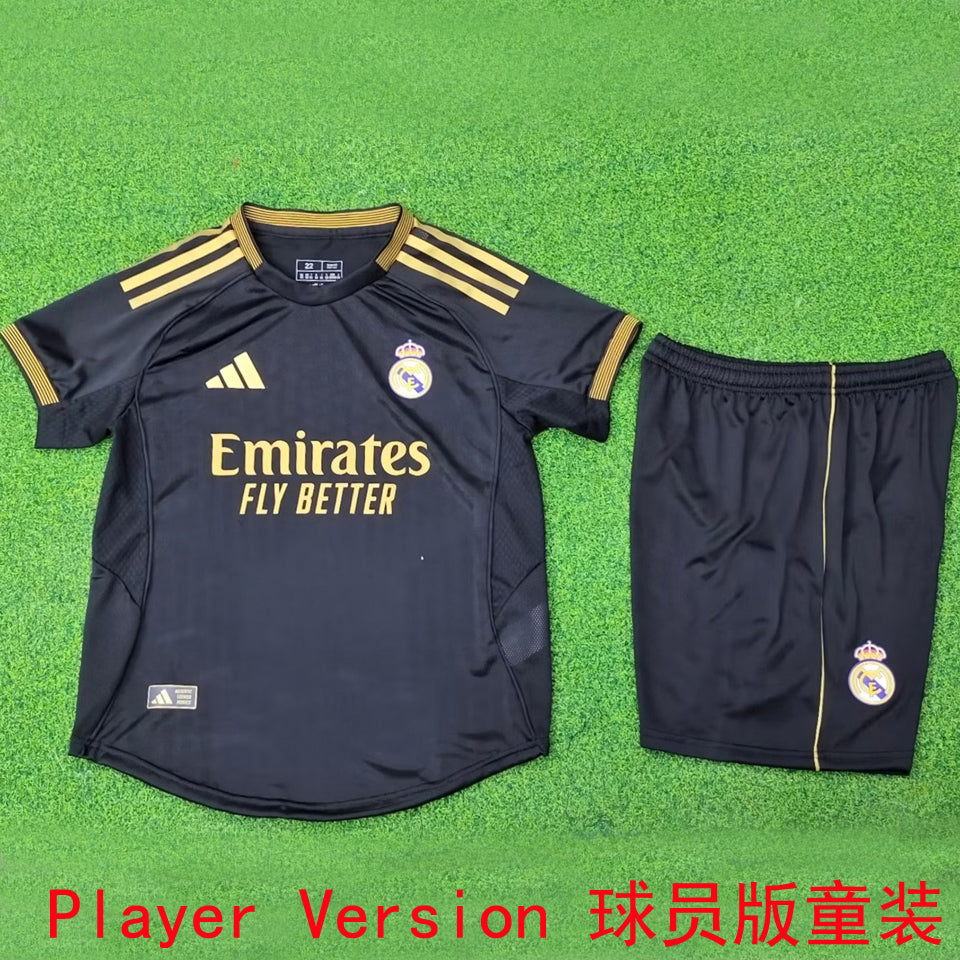 Maillot Real Madrid 2025/26 Enfant (Version Joueur)