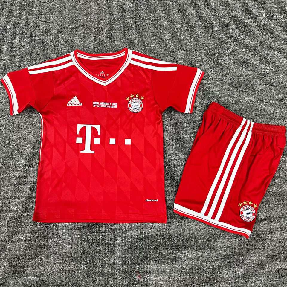 Maillot Bayern Munich Domicile Rétro 2013/14 Enfant