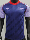 Maillot Arsenal Rétro 2025 (Version Joueur)