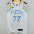 Maillot Lakers Doncic 77 Rétro