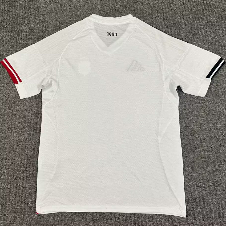 Maillot 26 Besiktas Domicile 2025
