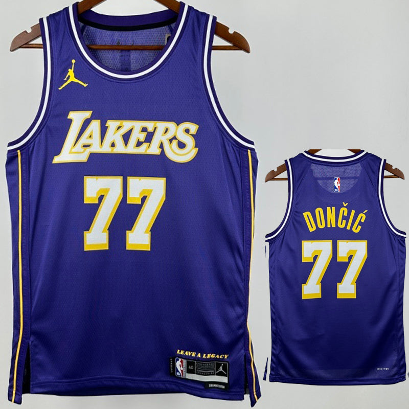 Maillot Lakers Doncic 77 2026