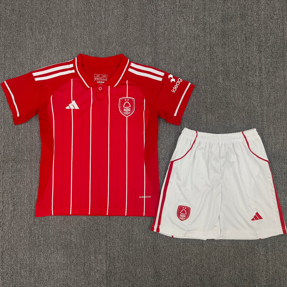 Maillot Nottingham Forest Domicile 2025/26 Enfant