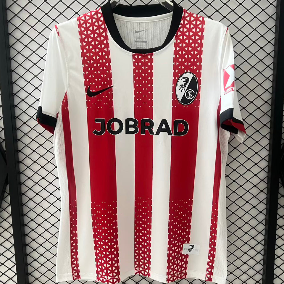 Maillot Freiburg Domicile 2025/26